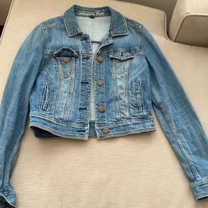 Short denim jacket